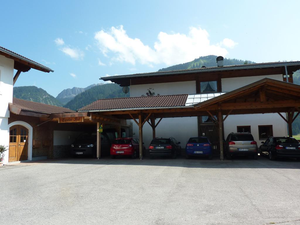 Hotel Tyroler Hof Grän Exteriér fotografie
